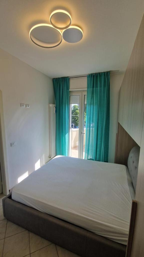 Residence Gabbiano Vista Mare San Mauro Mare Екстер'єр фото
